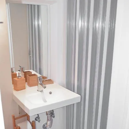 Renovated Alfama Loft, Santa Apolonia *
