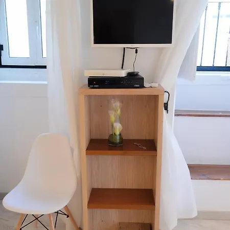 Alfama Loft, Santa Apolonia * 리스본