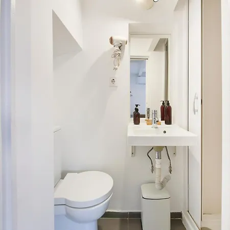 Renovated Alfama Loft, Santa Apolonia