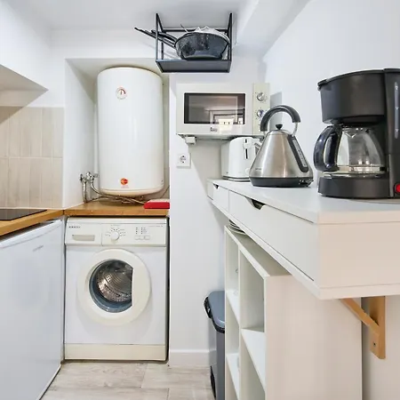 Renovated Alfama Loft, Santa Apolonia *