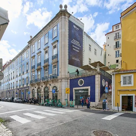 Renovated Alfama Loft, Santa Apolonia * Lisboa