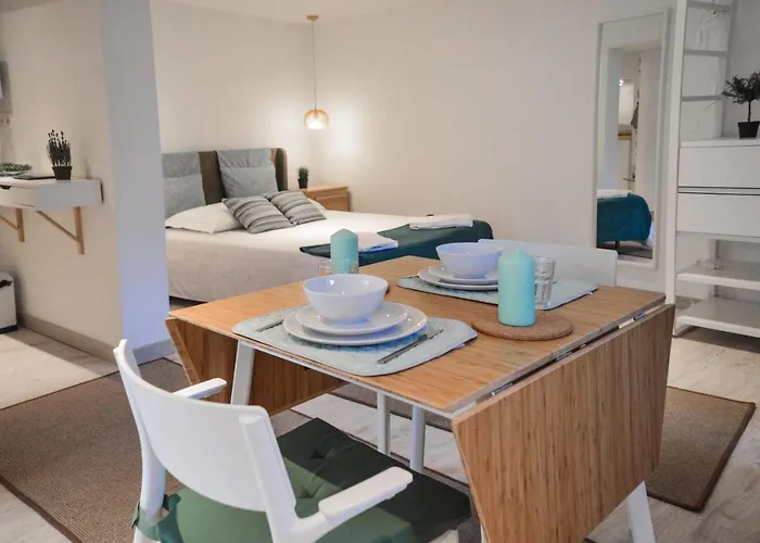 Alfama Loft, Santa Apolonia * Lisbon