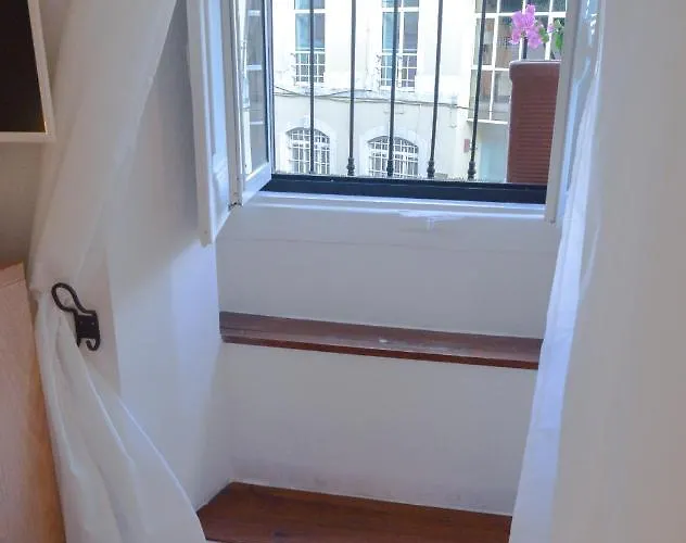 Alfama Loft, Santa Apolonia Apartment Lisbon